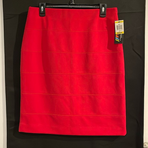 Alfani Dresses & Skirts - Alfani NWT Red Bodycon Skirt size medium